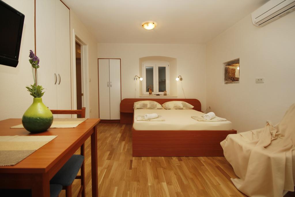 Apartments Caralipeo マカルスカ 部屋 写真