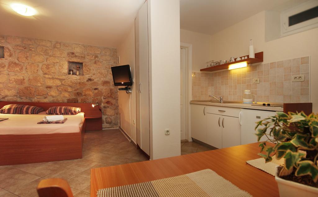 Apartments Caralipeo マカルスカ 部屋 写真